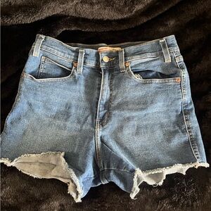 Signature Levi Strauss High Rise Heritage Shorts